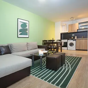 Apart Otel Modern And Bright Near Center - Free Parking 