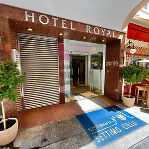 4* ホテル ロイヤル