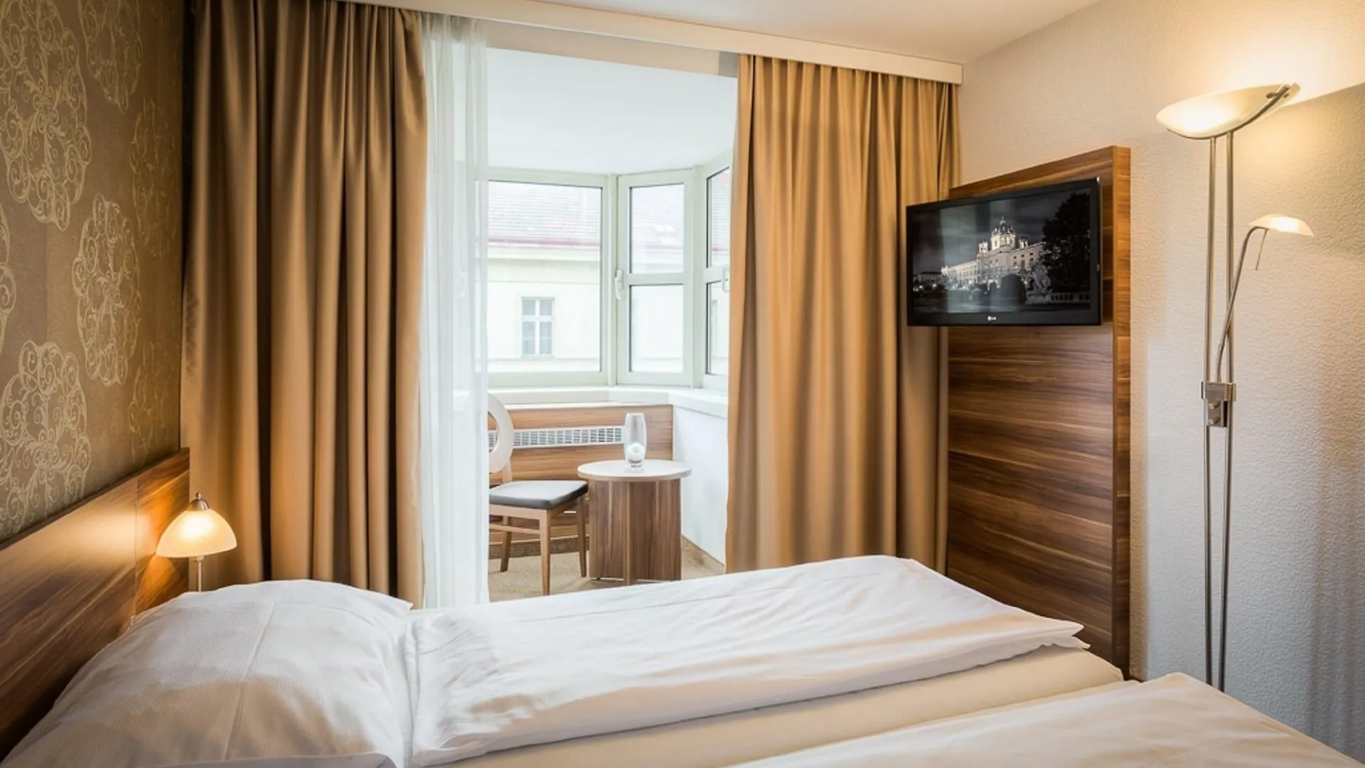 Hotel Enziana Wien 3*, Wenen