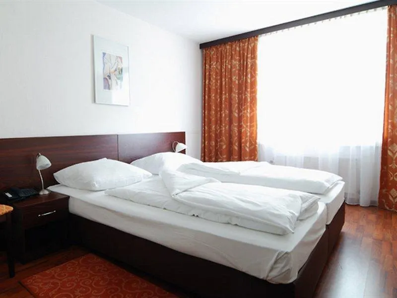 ***  Hotel Enziana Wien Oostenrijk