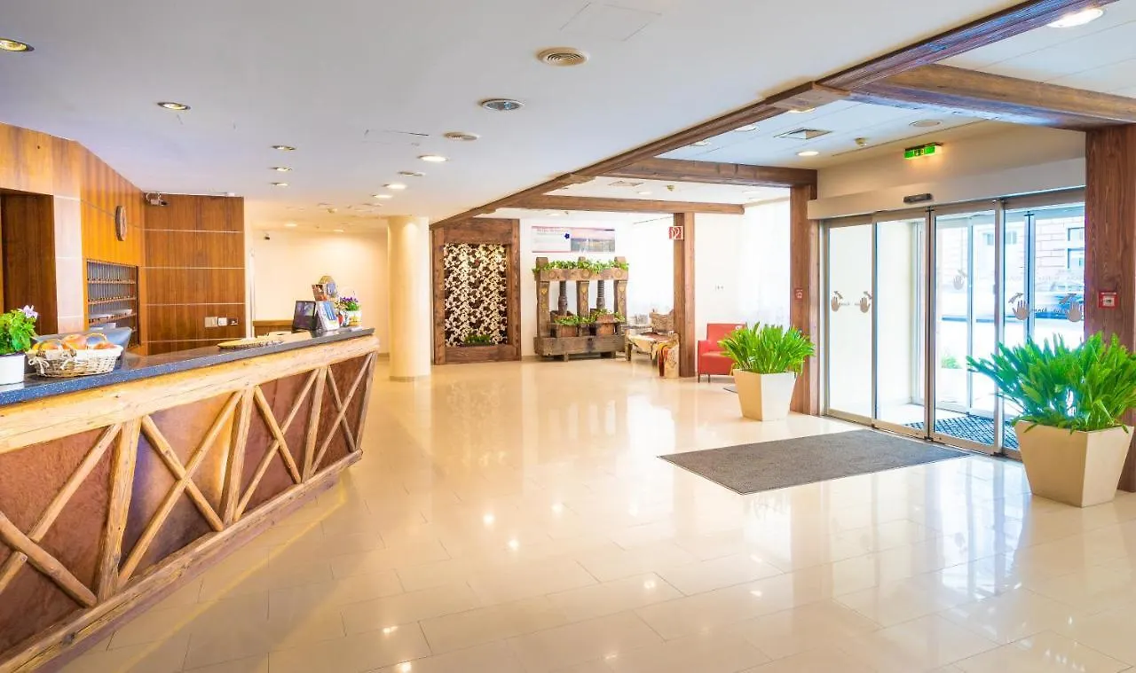 Hotel Enziana Wien 3*, וינה
