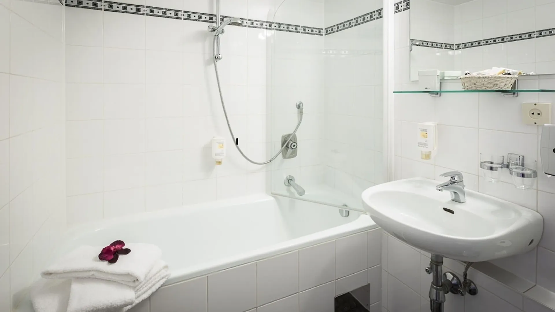 Hotel Enziana Wien 3*, Вена Австрия